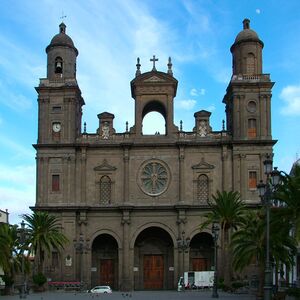 Cathedral of Santa Ana Front.jpg
