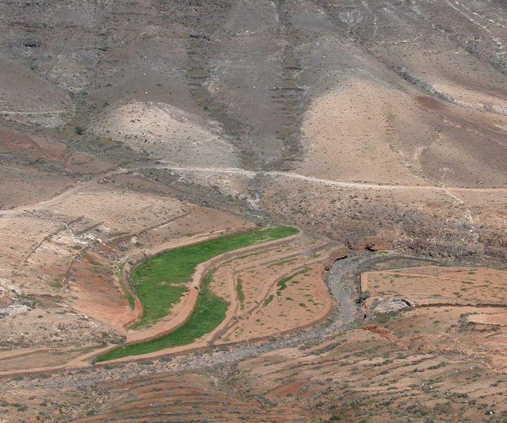 Archivo:Fondo barranc Vallebron dcha.jpg