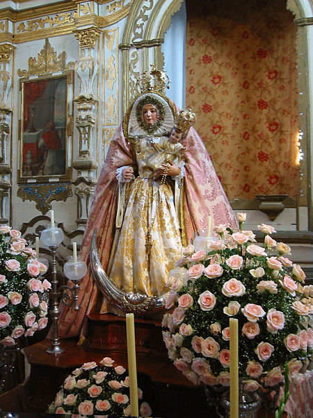 Archivo:VirgendelRosario.jpg