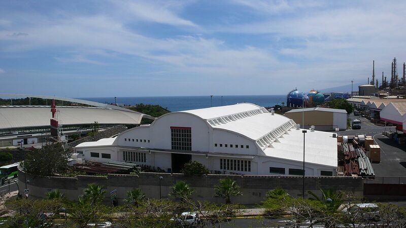 Archivo:Almacén Cepsa (Santa Cruz).jpg