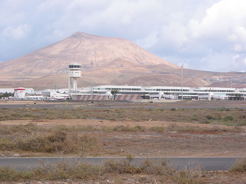 Archivo:Arrecife-Airport.jpg