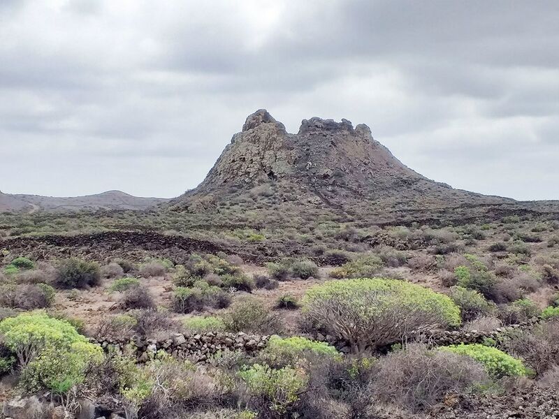 Archivo:Hornito in El Hierro.jpg
