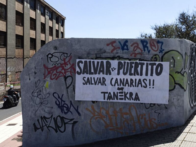 Archivo:Foto pancarta.jpg