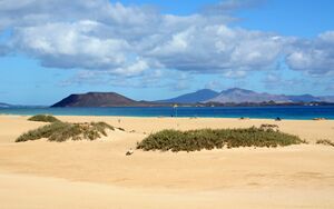Corralejo, Fuerteventura (5275019228).jpg
