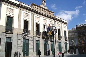 Teatro Guimerá (Santa Cruz de Tenerife).jpg