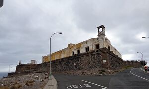Vista total, Castillo de San Francisco.jpg