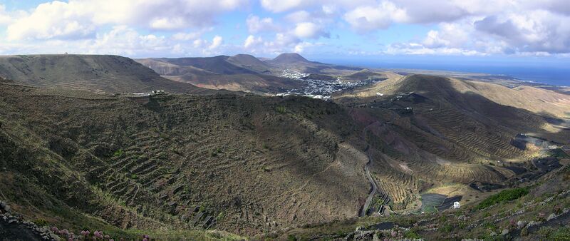 Archivo:Lz10 pano 2.jpg