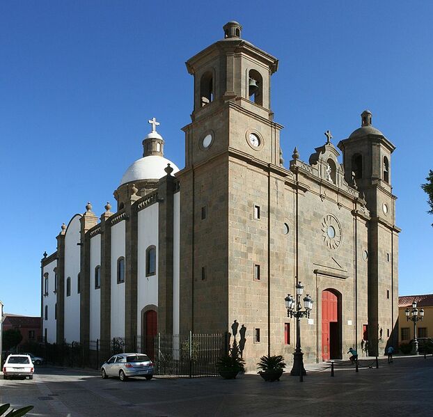 Archivo:Templo Parroquial de San Sebastián.jpg