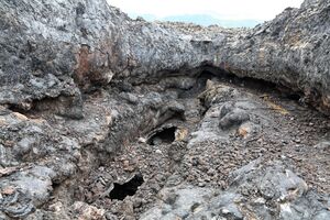 I08 837 tubo volcánico de Todoque, Einstieg.jpg