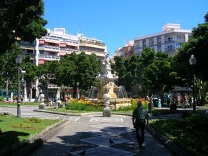 Santa Cruz de Tenerife Plaza Weyler.jpg