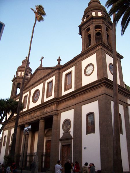 Archivo:Catedral de La Laguna, Tenerife.jpg