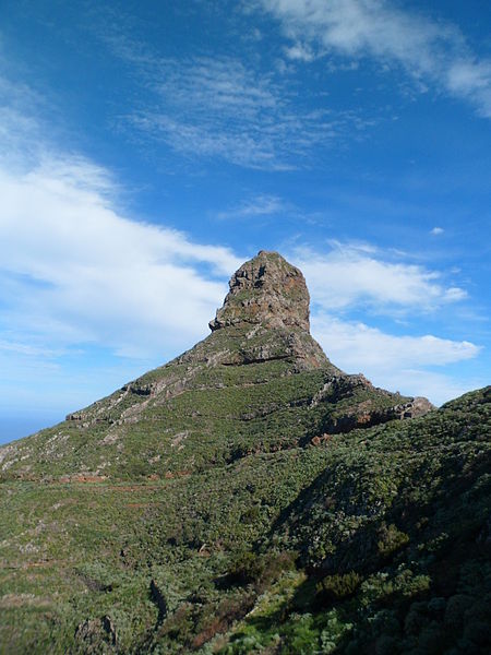 Archivo:Roque Taborno (Tenerife).JPG