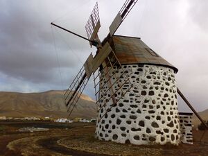 Fuerteventura north windmill 12122006234.jpg