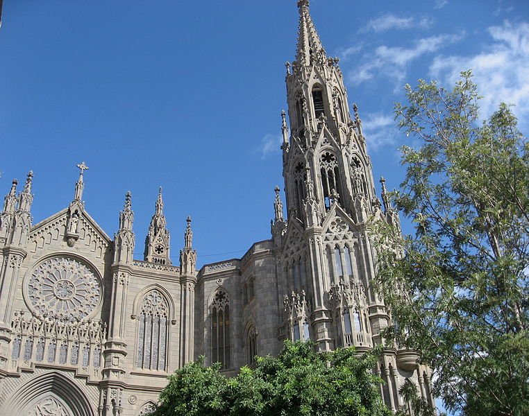 Archivo:Iglesia.de.San.Juan.Bautista.Arucas.JPG