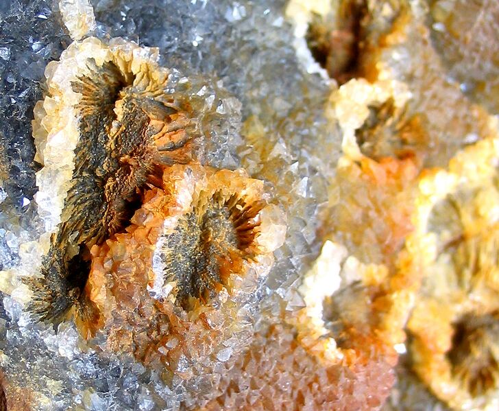 Archivo:Pseudomorphose 002.jpg