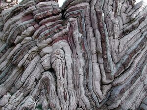 Agiospavlos DM 2004 IMG003 Felsenformation nahe.JPG