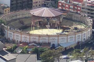 Plaza de toros (Santa Cruz de Tenerife).jpg