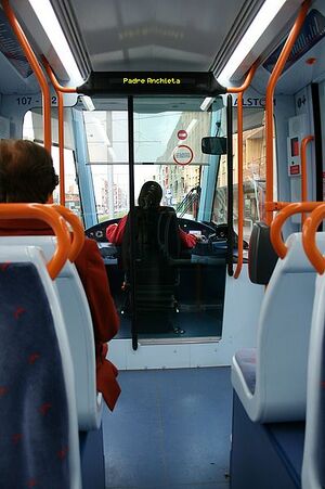 Tram Teneriffa innen.jpg