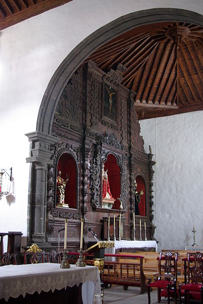 Archivo:Vilaflor Kirche BW 1.JPG