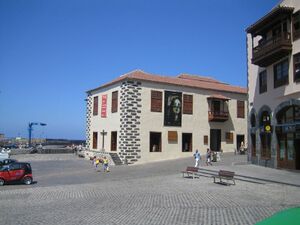 Casa de la Aduana Puerto de la Cruz.jpg