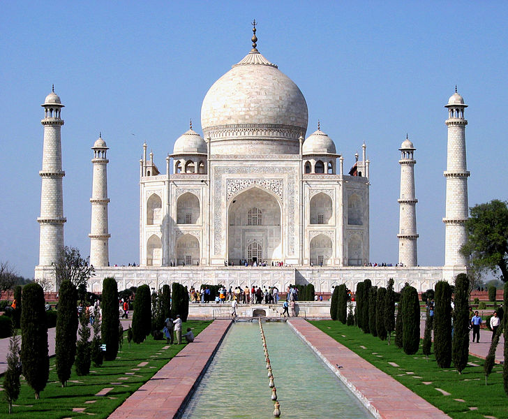 Archivo:Taj Mahal in March 2004.jpg