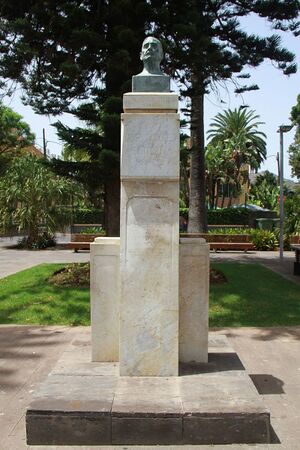 Bust of Jose Tabares Bartlett 2.jpg