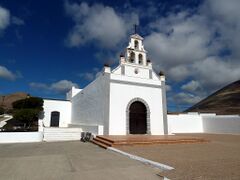 Lanzarote - Tias - Nuestra Señora de la Candelaria - panoramio.jpg