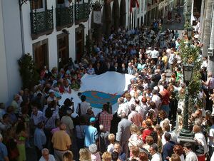 SCP. Bajada de la Virgen. Traslado Bandera.jpg