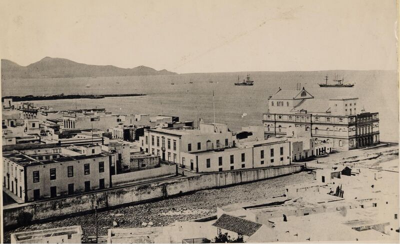 Archivo:Guiniguada y teatro perez galdos desde catedral 1890 luis ojeda perez palmas gran canaria.jpg