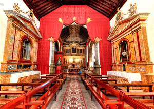 Interior San Andrés Apóstol 1.png