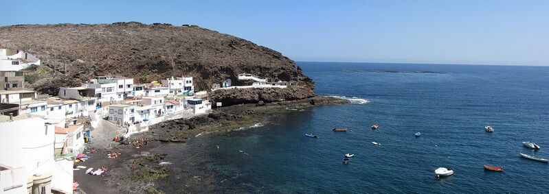 Archivo:Pueblo de Tufia.jpg