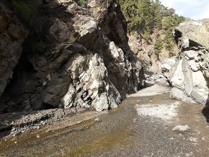 Pebbles in Barranco de Taburiente, La Palma.jpg