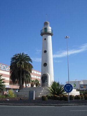 Puerto de la luz - Faro rotonda.JPG