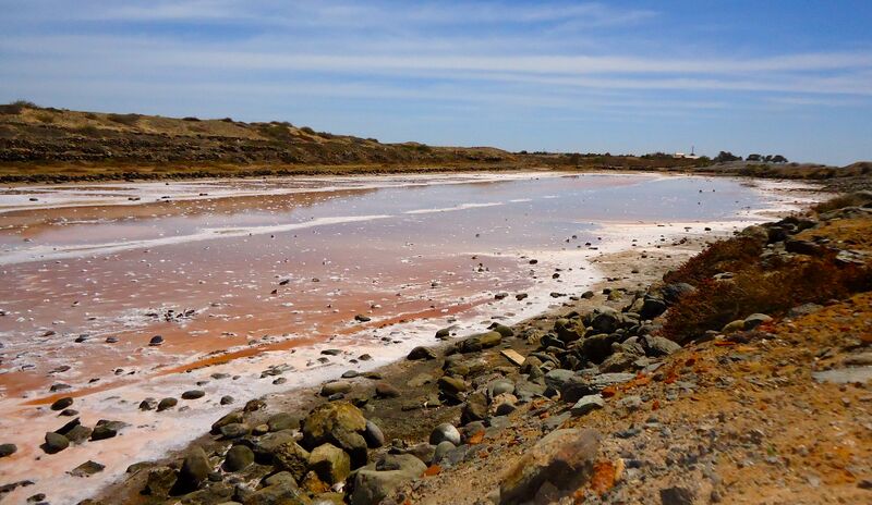 Archivo:Salinas de Juncalillo del Sur.jpg